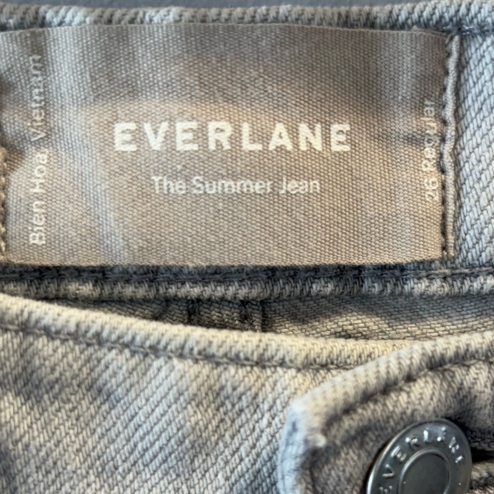 EVERLANE The Summer Jean Size 26 Grey Denim Straight Leg Soft Casual Minimalist - Picture 5 of 11